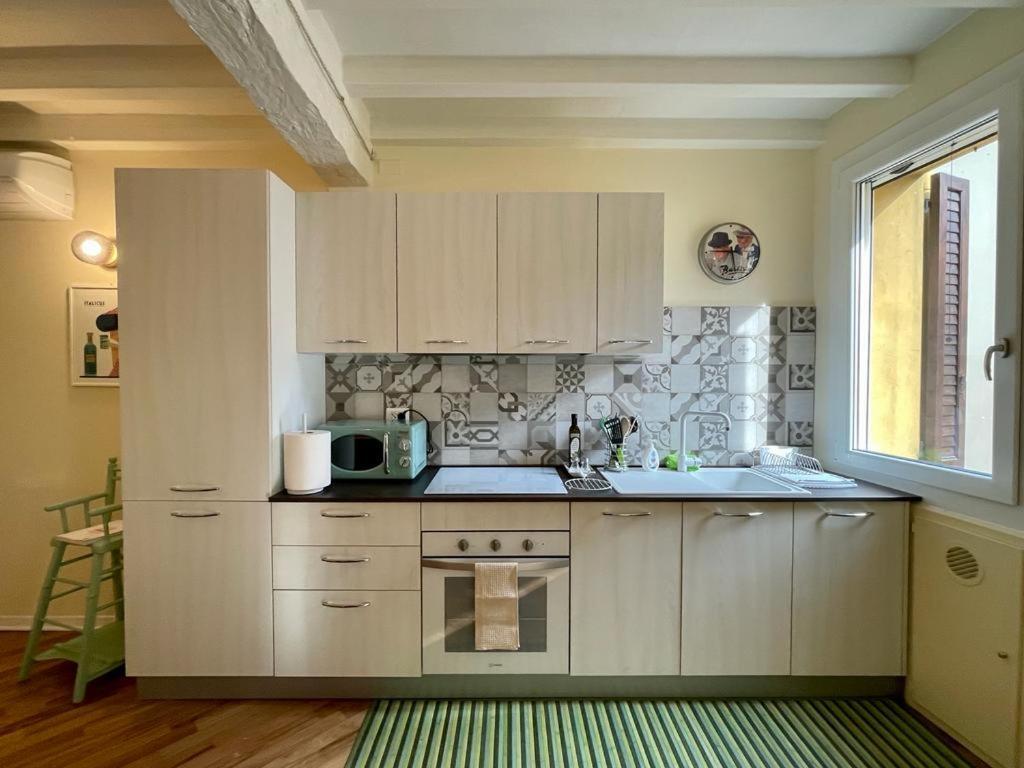 Апартаменты Buro Nel Borgo Парма Экстерьер фото